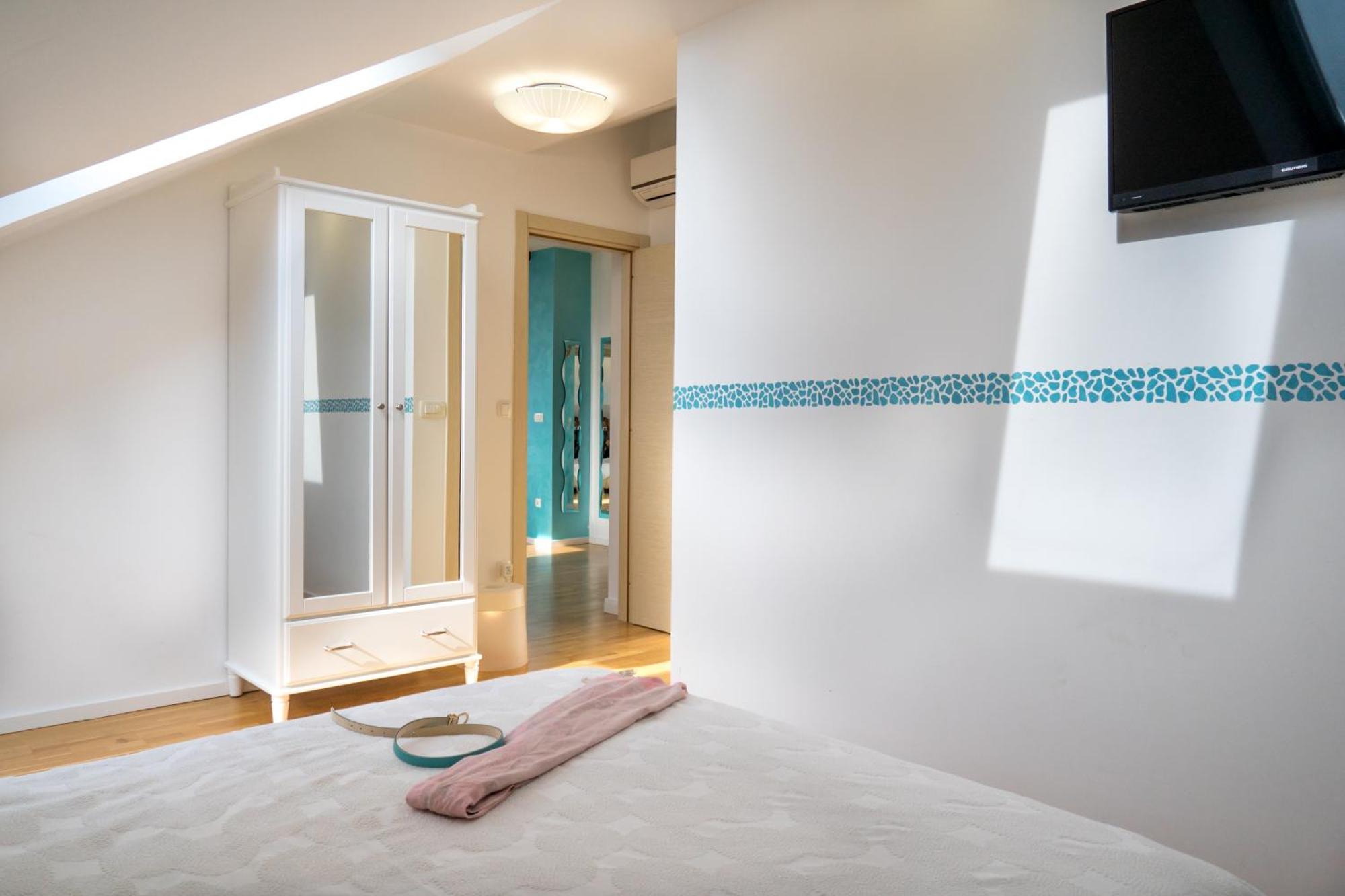 Luxury 3-Bedroom Apartment Zen 볼 외부 사진